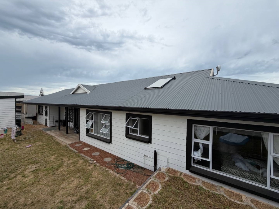 5 Bedroom Property for Sale in Dana Bay Western Cape